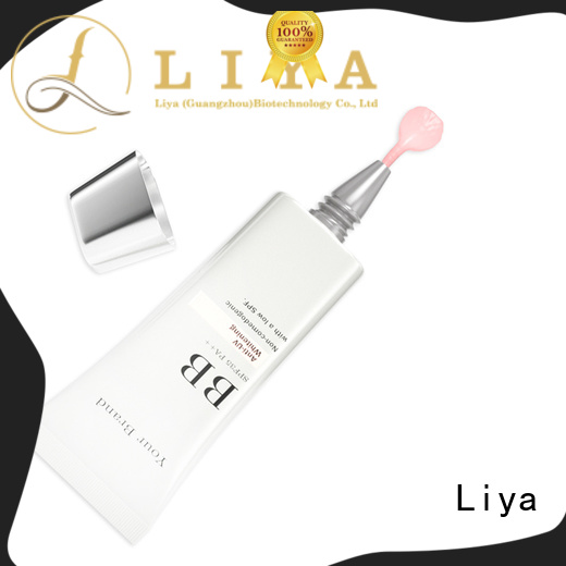 Liya face foundation ideal for lasting makeup