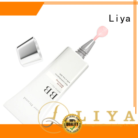 Liya useful face foundation perfect for long lasting makeup