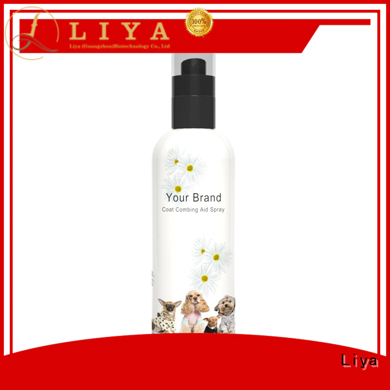 Liya pet paw cleaner popular for pet care