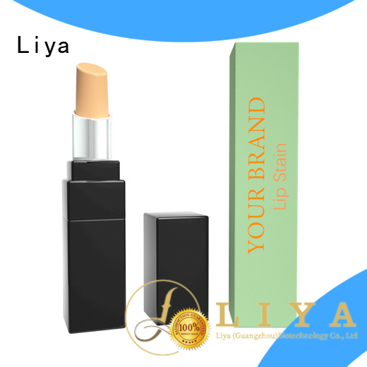 Liya lip cosmetics suitable for dress up